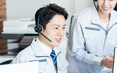 男性オペレーター